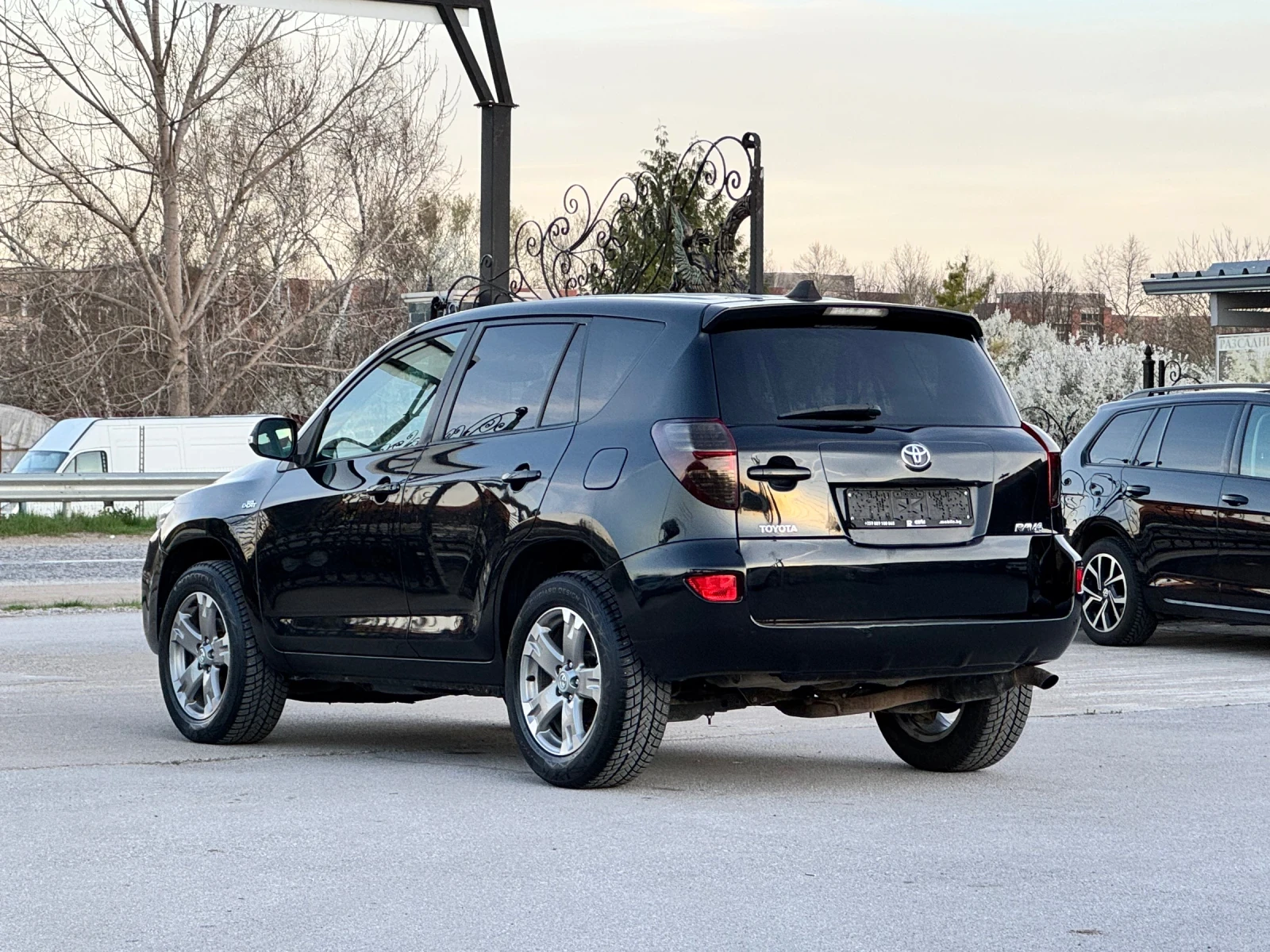 Toyota Rav4 2.2D4D АВТОМАТ, снимка 12 - Автомобили и джипове - 55092266