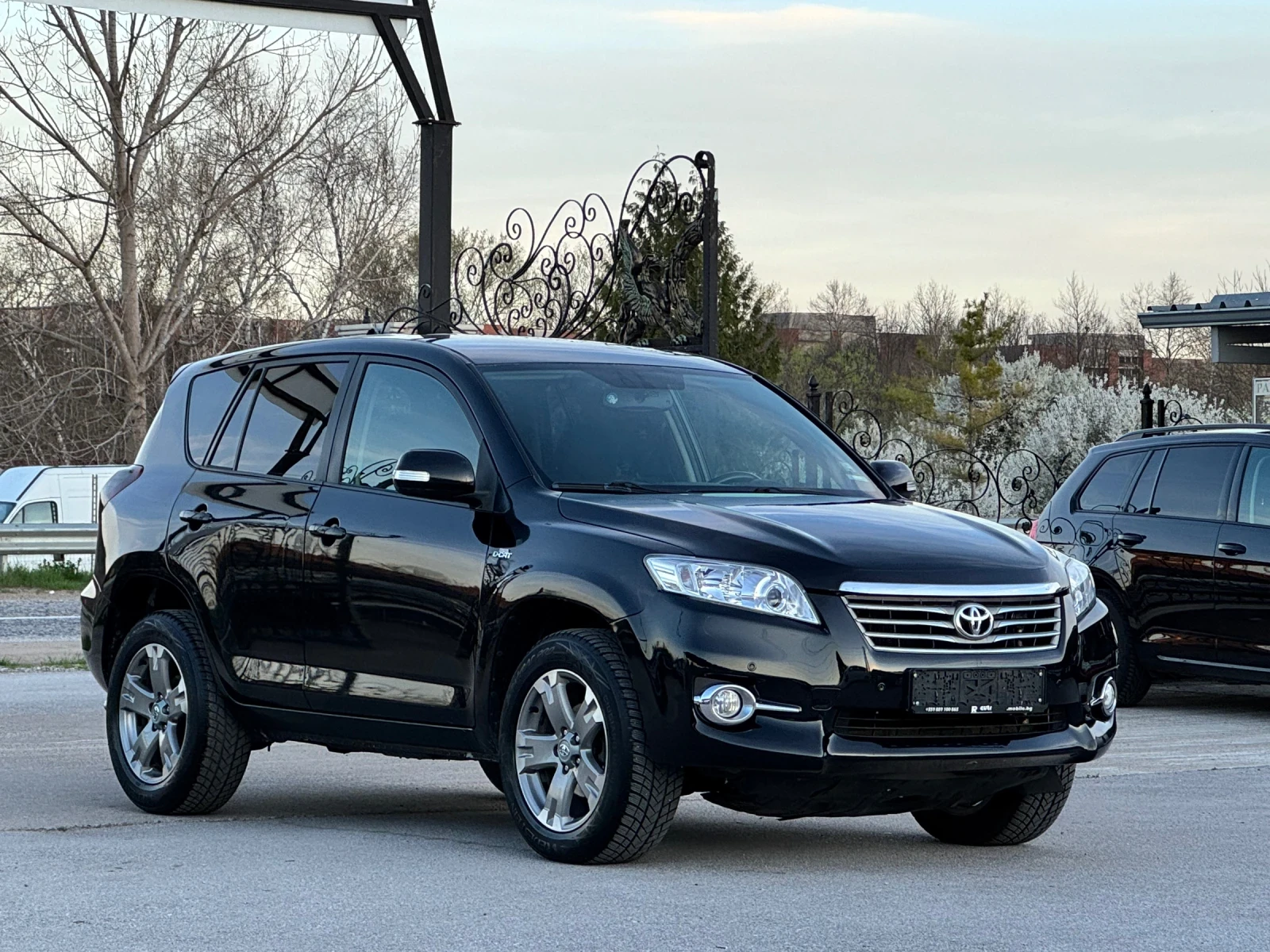 Toyota Rav4 2.2D4D АВТОМАТ, снимка 3 - Автомобили и джипове - 55092266