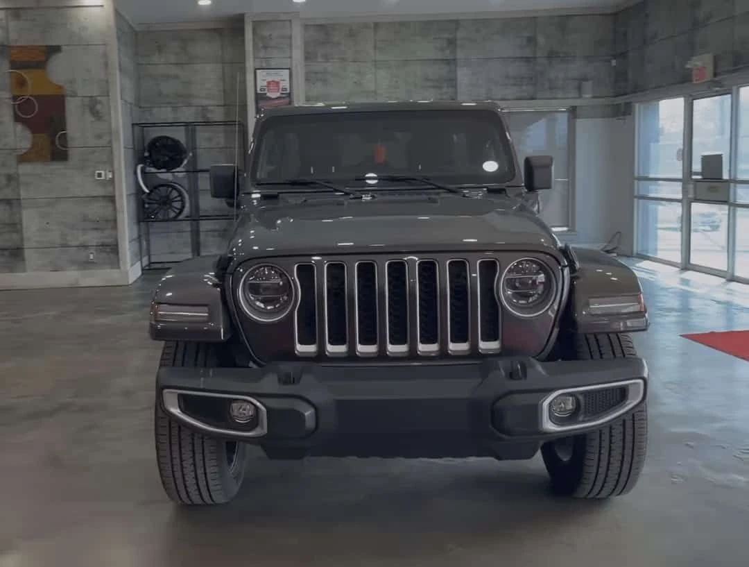 Jeep Wrangler * Unlimited Sahara * CARFAX * ЦЕНА ДО БГ, снимка 2 - Автомобили и джипове - 55140451