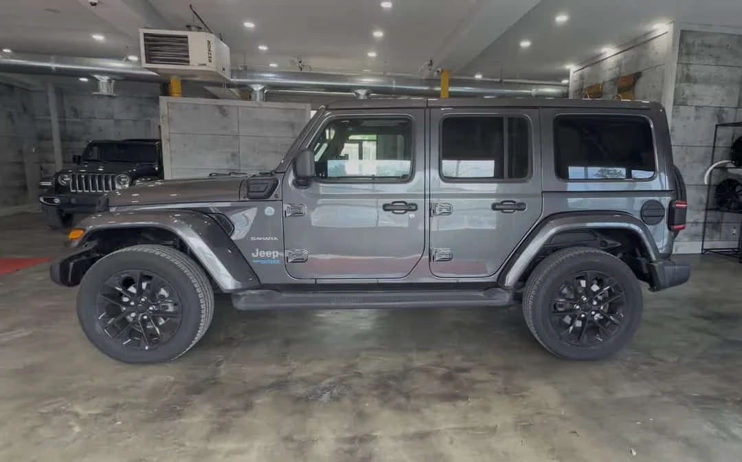 Jeep Wrangler * Unlimited Sahara * CARFAX * ЦЕНА ДО БГ, снимка 5 - Автомобили и джипове - 55140451