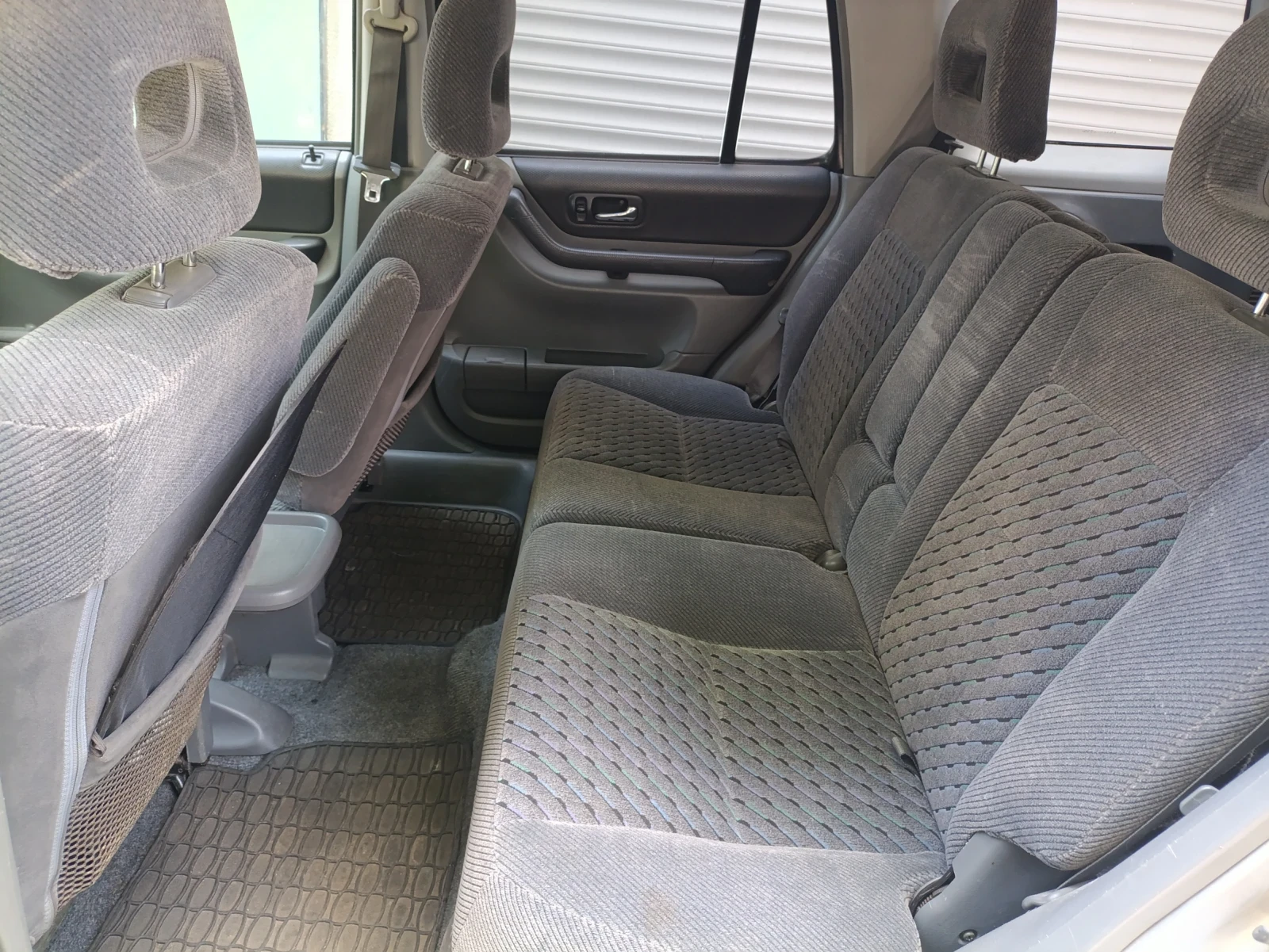 Honda Cr-v Първа генерация, фейслифт., снимка 9 - Автомобили и джипове - 55248774