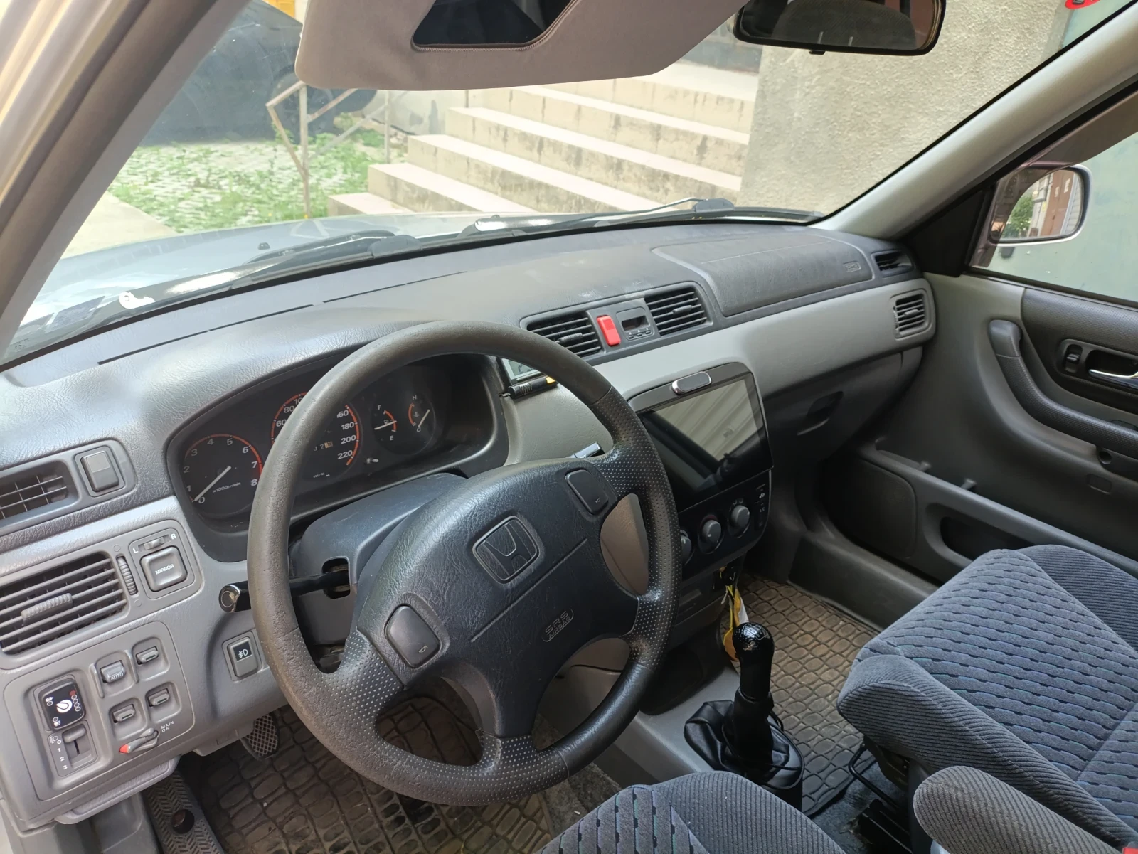 Honda Cr-v Първа генерация, фейслифт., снимка 8 - Автомобили и джипове - 55248774