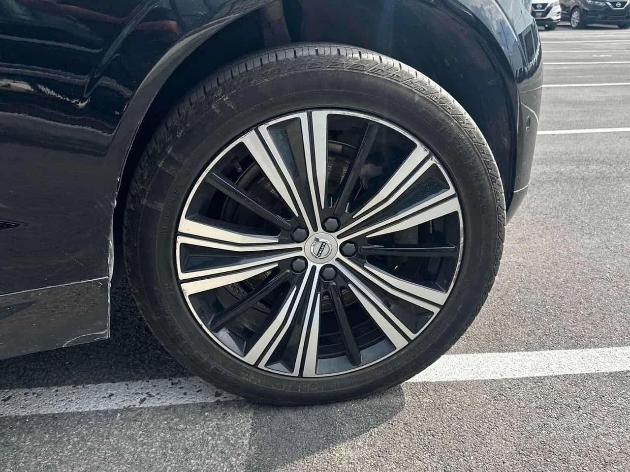 Volvo XC60 * Plus Bright Theme * CARFAX * ОПЦИЯ ЗА ФИНАНСИРАН, снимка 7 - Автомобили и джипове - 55511600