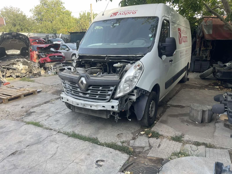 Renault Master 2.3 diesel на части, снимка 1 - Бусове и автобуси - 47182205