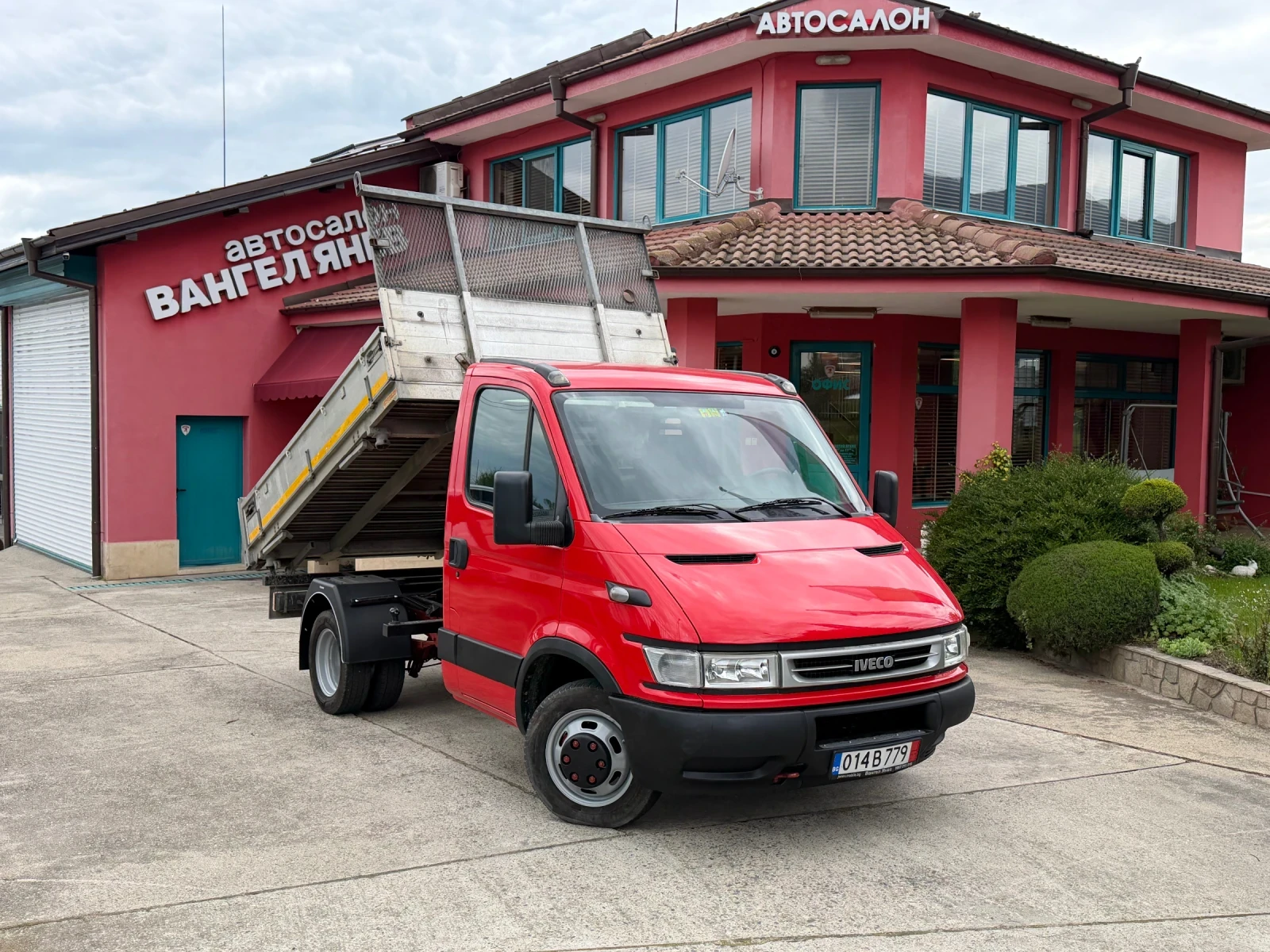 Iveco Daily 3.0HPI* 35C17* Тристранен самосвал* 3.00 метра кош