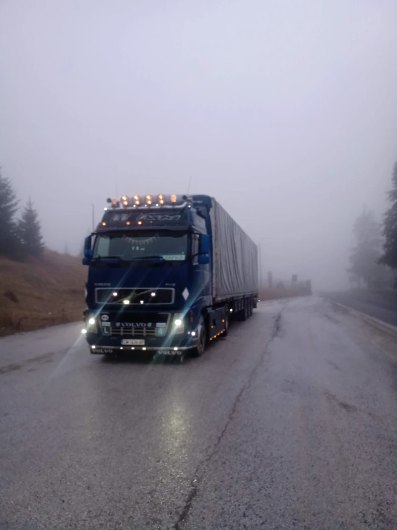 Volvo Fh 12, снимка 4 - Камиони - 47337871