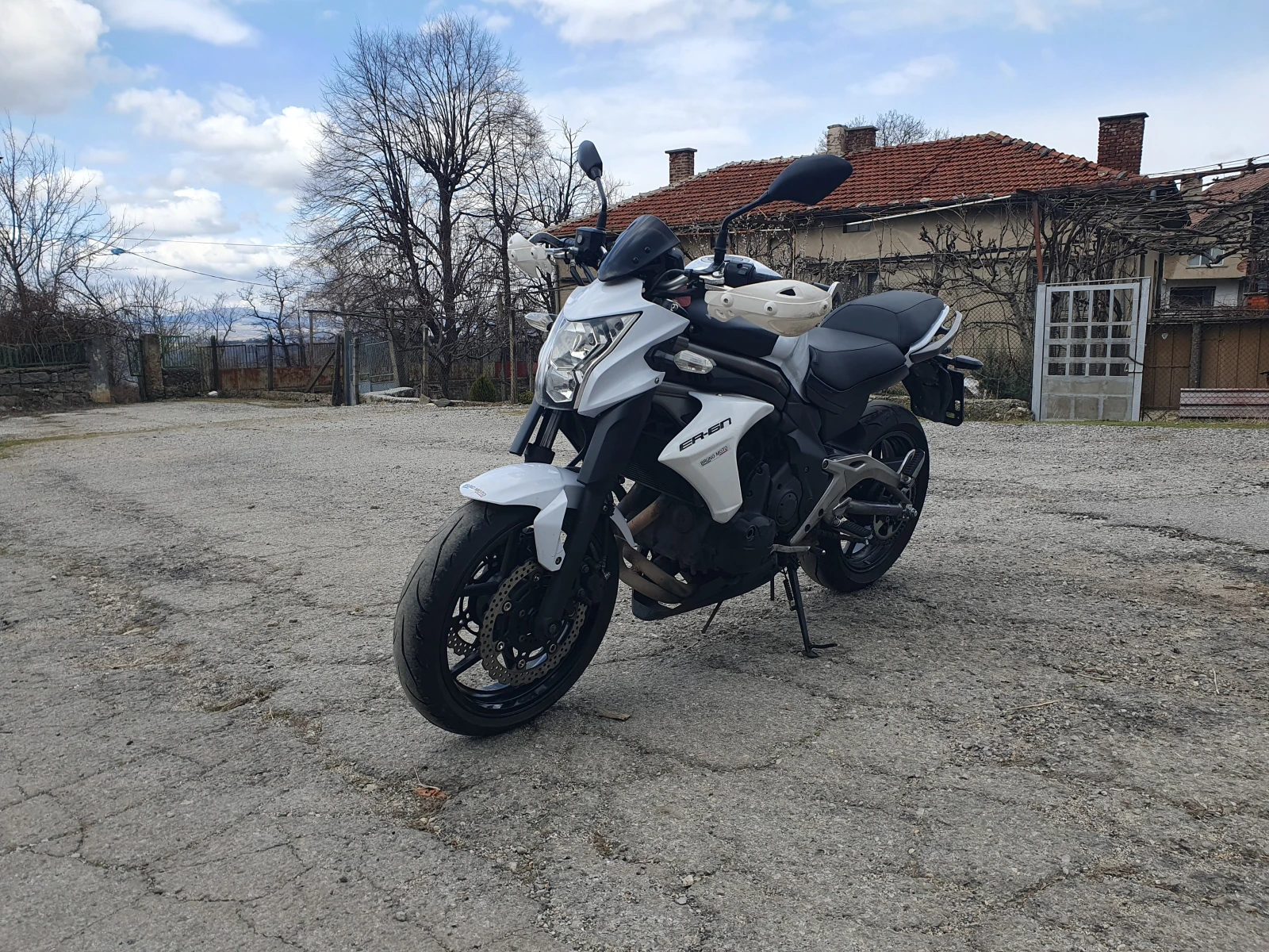 Kawasaki ER 6N 650i 2013год., снимка 4 - Мотоциклети и мототехника - 54117838