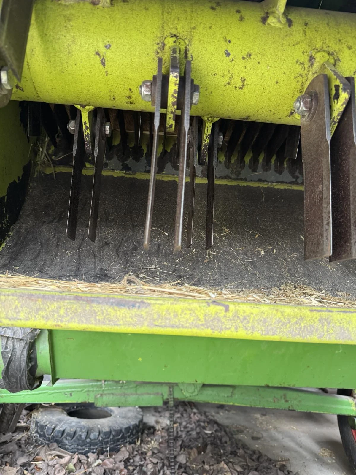 Комбайн Claas, снимка 8 - Селскостопанска техника - 54038898