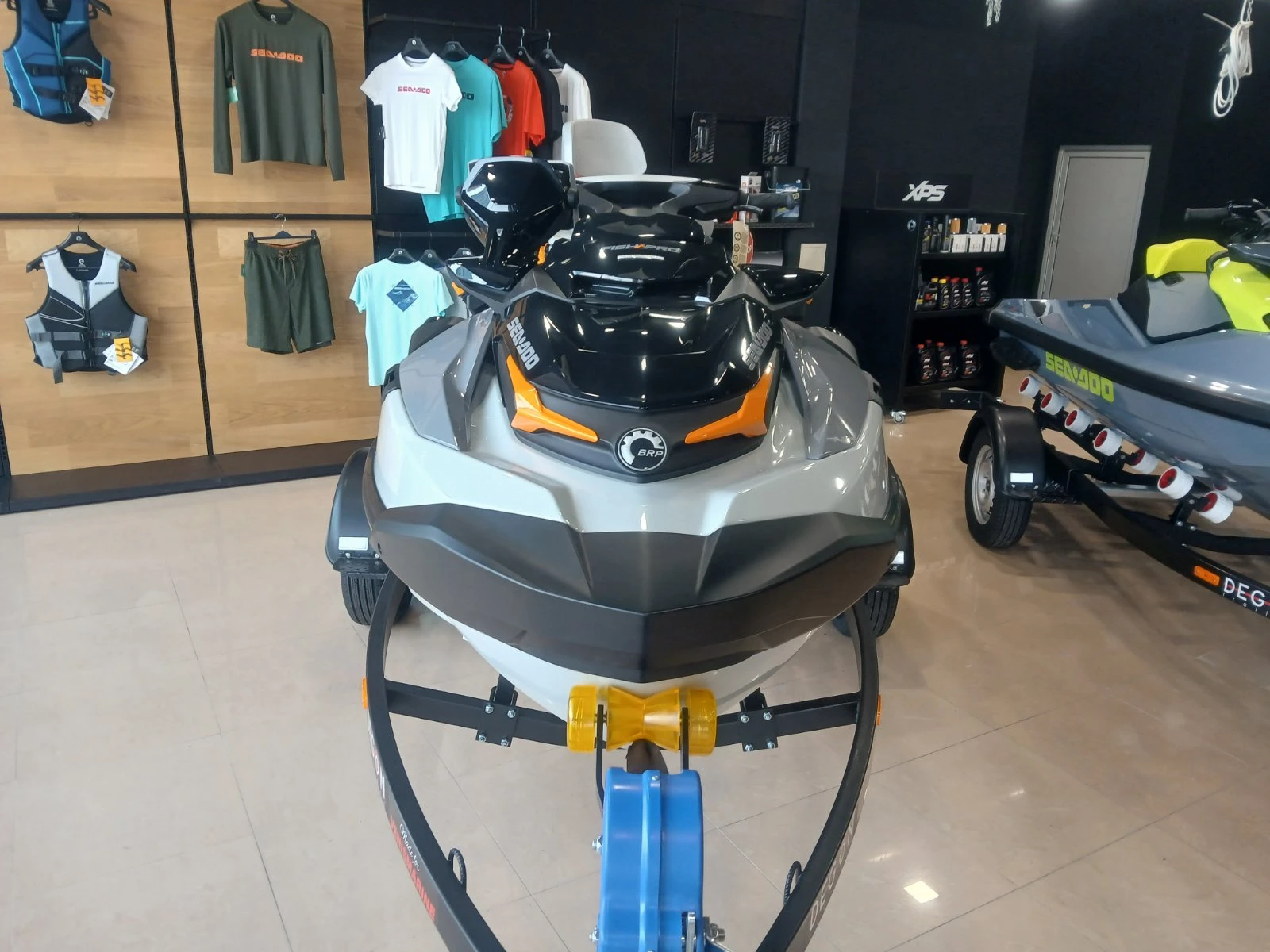 Джет Bombardier Sea Doo FISHPRO TROPHY 170 - изображение 2