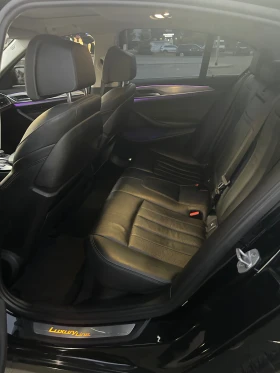 BMW 520 D xDrive Luxury Line, снимка 8