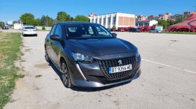 Peugeot 208 1.2 i, снимка 2