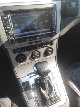 VW Passat 2.0, 140кс. DSG, снимка 8 - Автомобили и джипове - 53654120