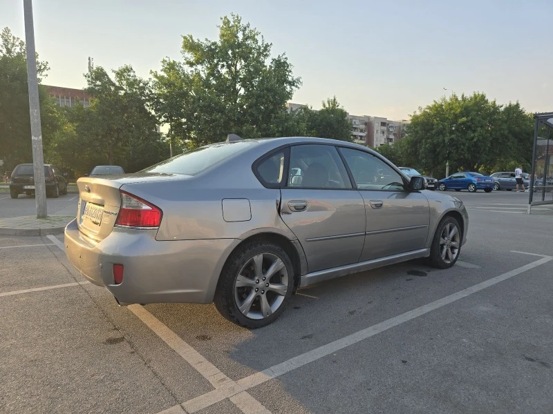 Subaru Legacy 2.0R, снимка 8 - Автомобили и джипове - 47964000