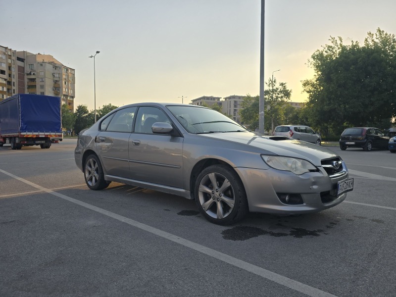 Subaru Legacy 2.0R, снимка 11 - Автомобили и джипове - 46264333