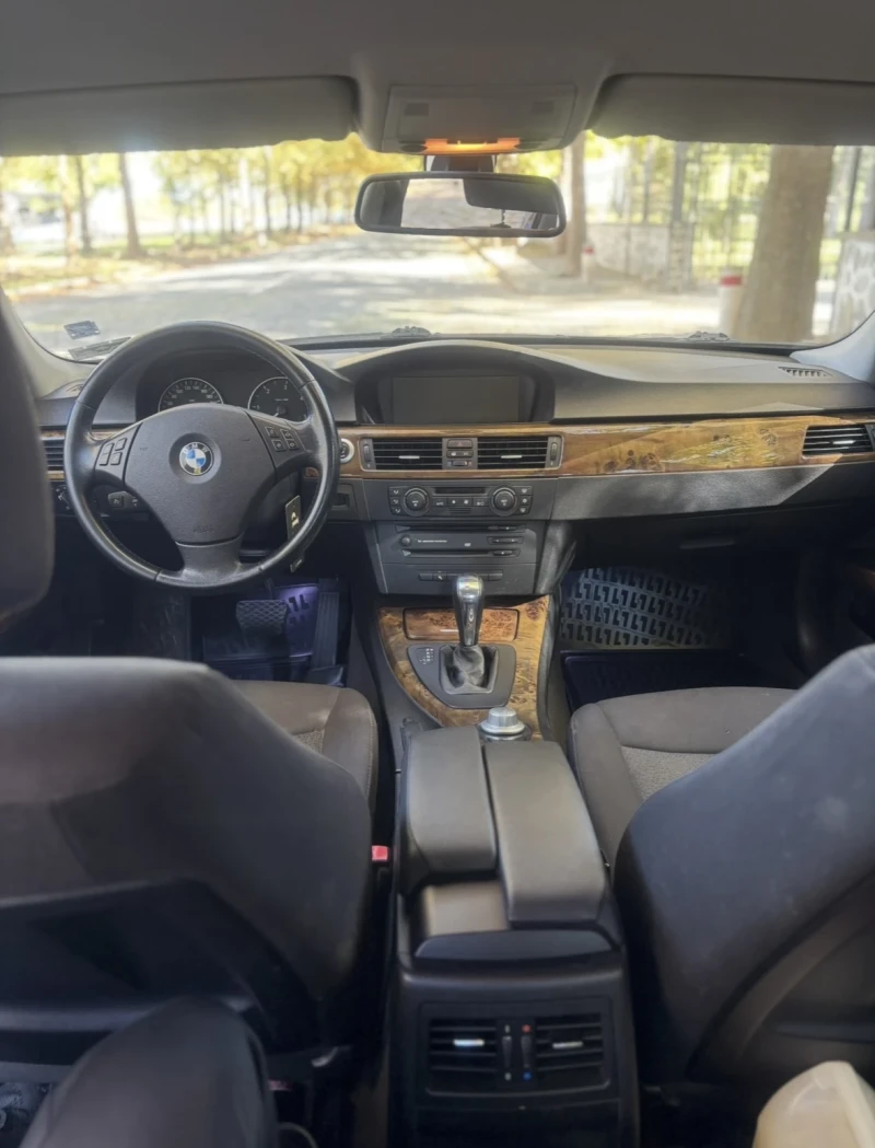 BMW 320, снимка 9 - Автомобили и джипове - 47726465