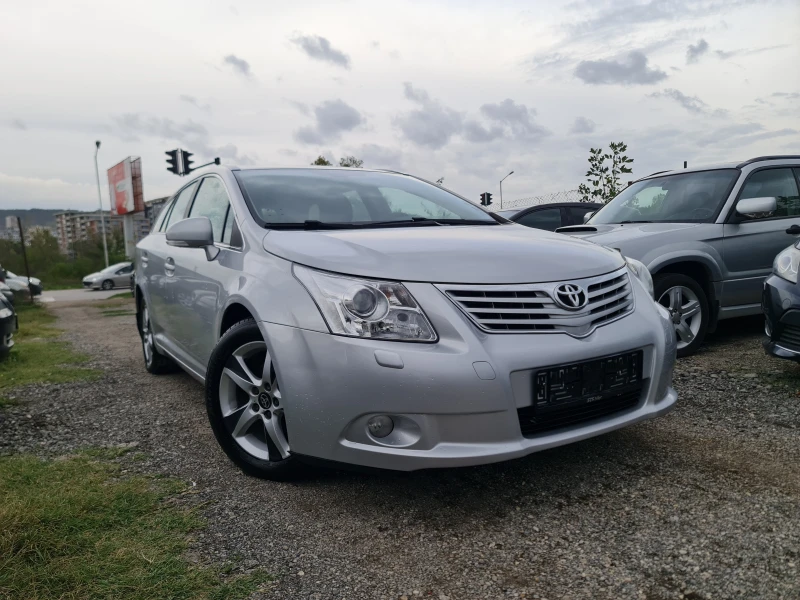 Toyota Avensis КАТО ЧИСТО НОВА, снимка 3 - Автомобили и джипове - 48670502