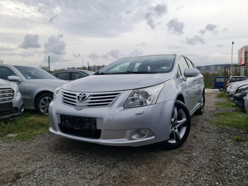 Toyota Avensis КАТО ЧИСТО НОВА, снимка 1 - Автомобили и джипове - 48670502