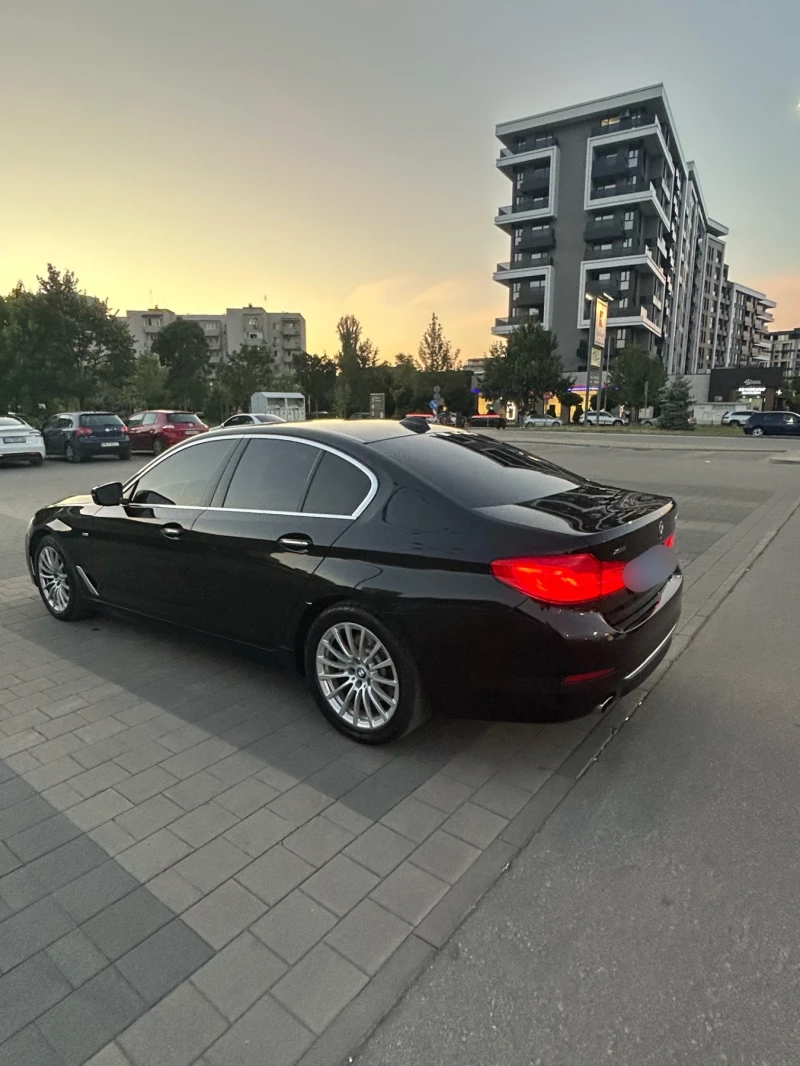 BMW 520 D xDrive Luxury Line, снимка 3 - Автомобили и джипове - 52407696