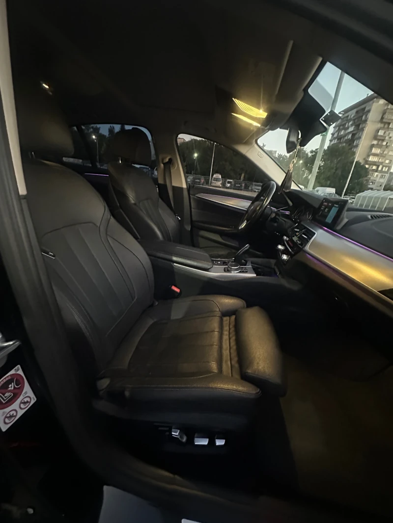 BMW 520 D xDrive Luxury Line, снимка 10 - Автомобили и джипове - 52407696