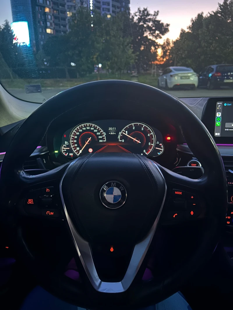 BMW 520 D xDrive Luxury Line, снимка 12 - Автомобили и джипове - 52407696
