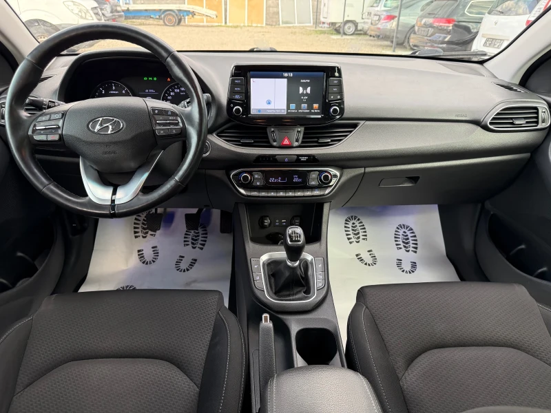 Hyundai I30 1.6d/136hp/NAVI/Service Book/, снимка 7 - Автомобили и джипове - 51707121