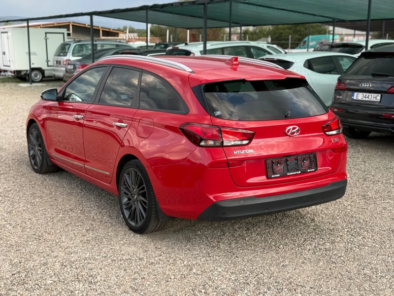 Hyundai I30 1.6d/136hp/NAVI/Service Book/, снимка 4 - Автомобили и джипове - 51707121