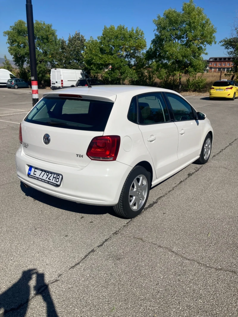 VW Polo 1.6TDI, снимка 4 - Автомобили и джипове - 52427192