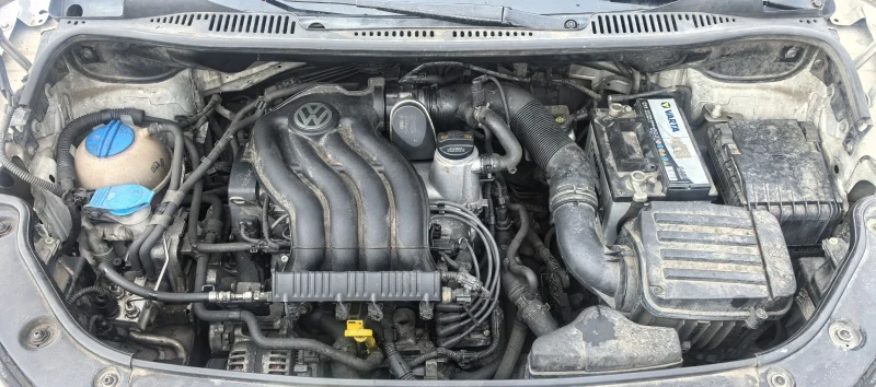 VW Caddy 2.0 бензин/метан, снимка 14 - Автомобили и джипове - 52314544