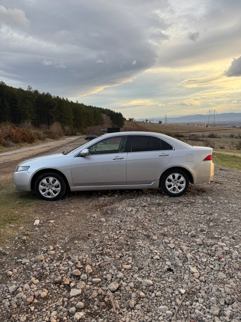 Honda Accord 2.2d, снимка 3 - Автомобили и джипове - 52978563