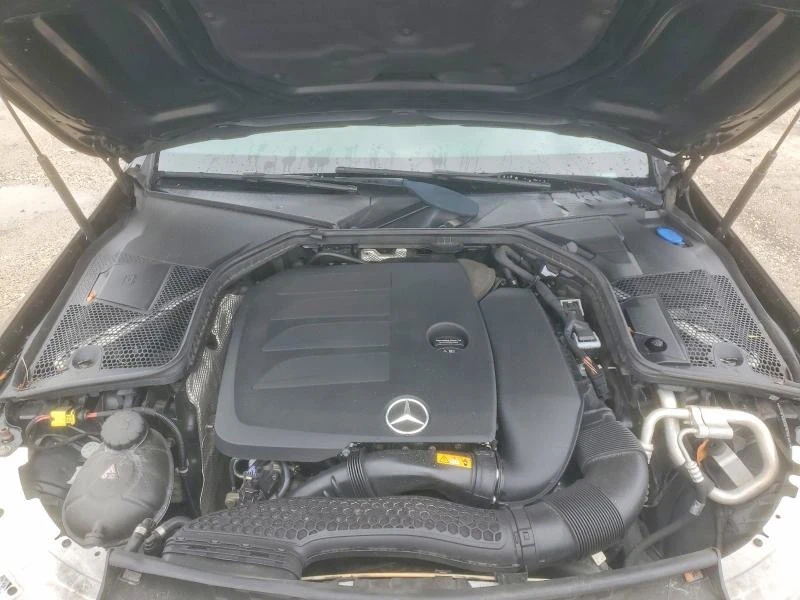 Mercedes-Benz C 300, снимка 11 - Автомобили и джипове - 55076610