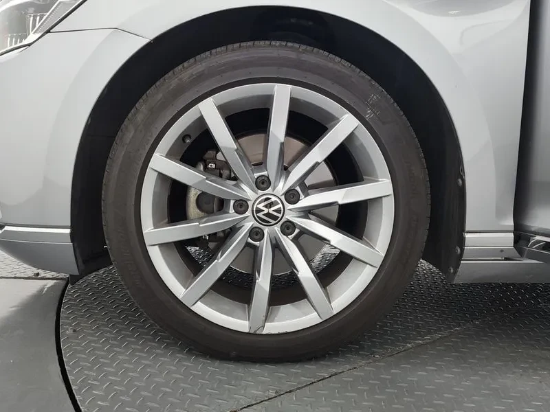 VW Passat 2.0 TDI - САМО 30% АВАНС, снимка 5 - Автомобили и джипове - 55737197