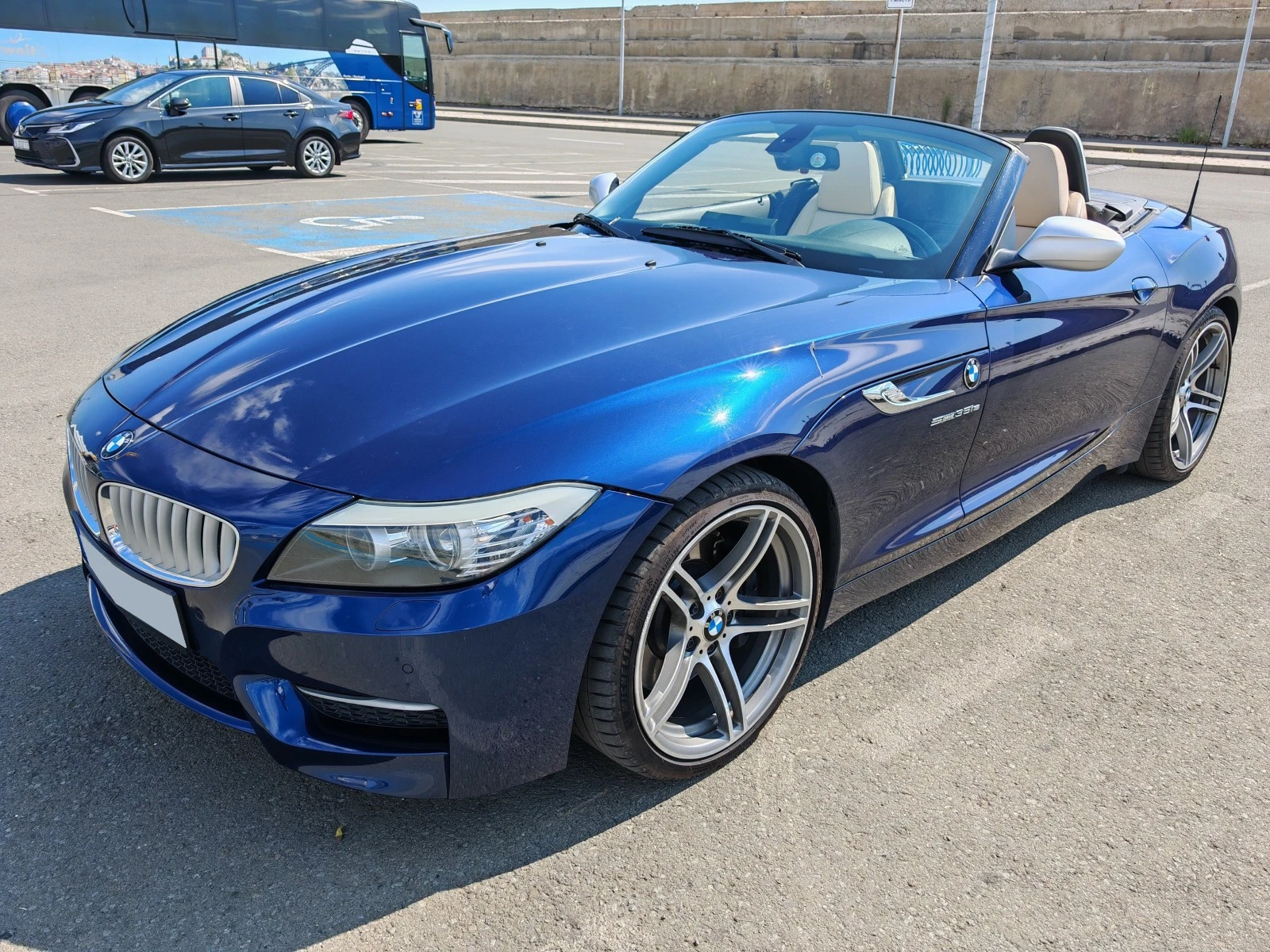 BMW Z4 sDrive 35is   - изображение 2