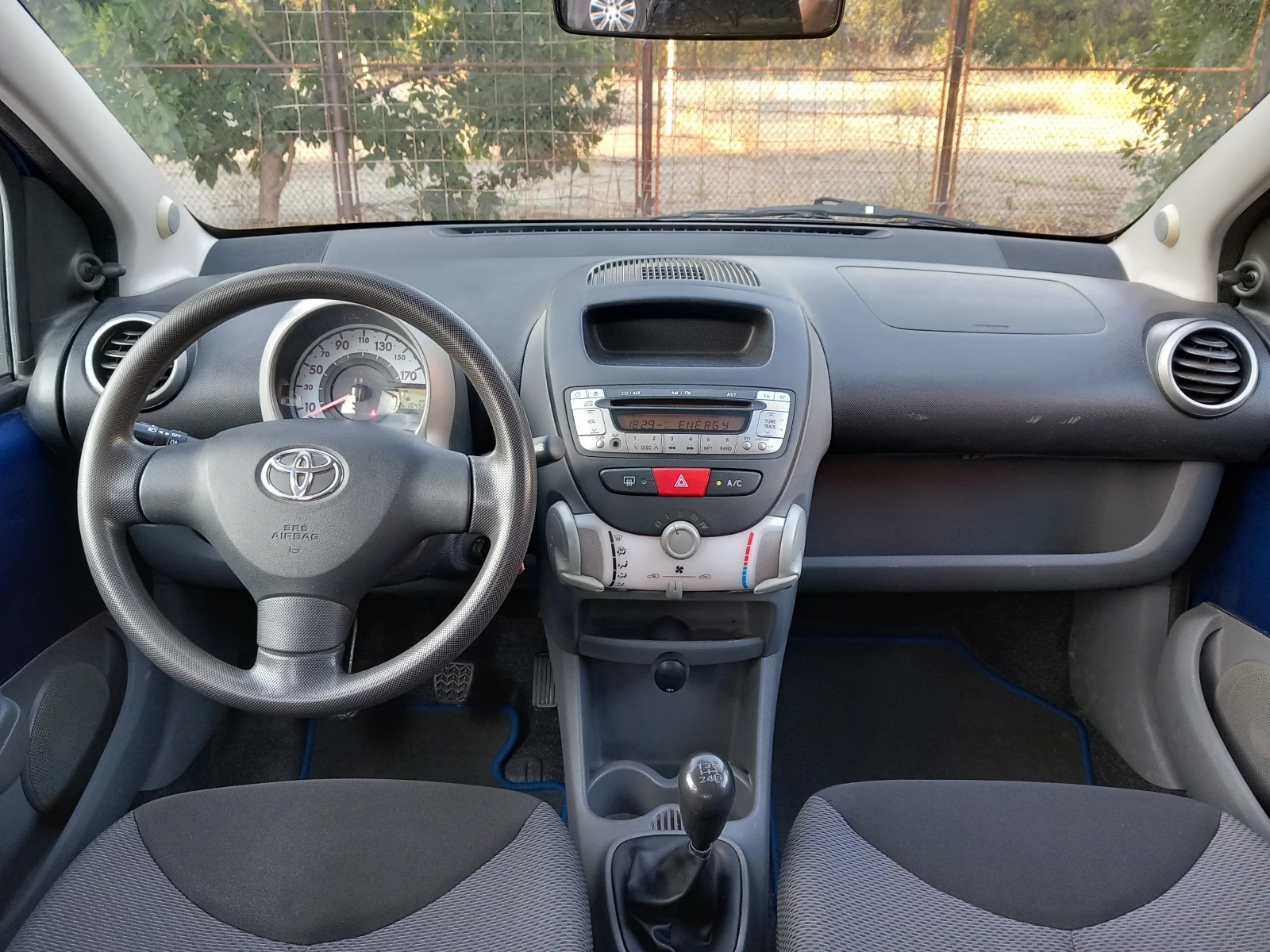 Toyota Aygo 1.0i климатик - изображение 9