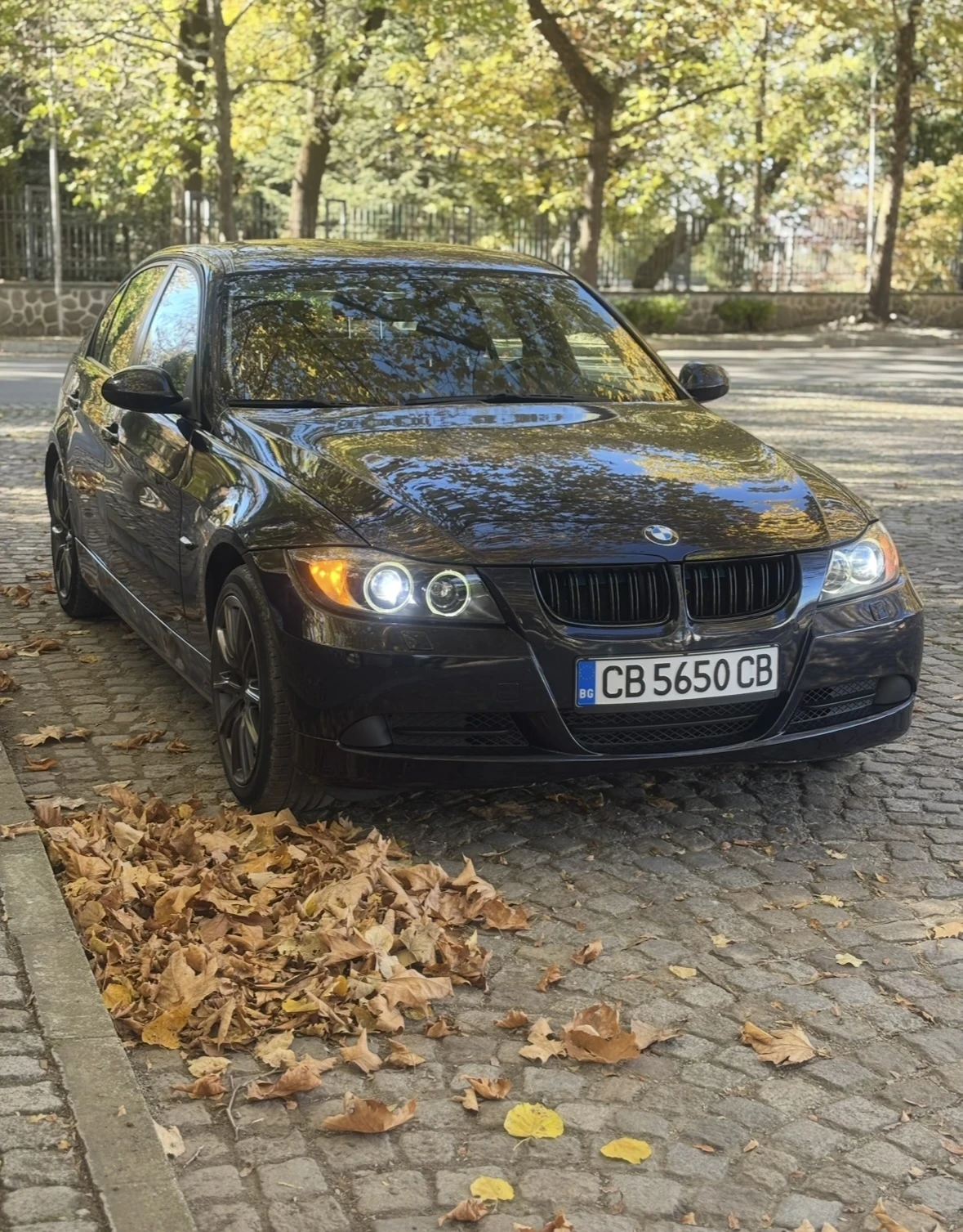 BMW 320  - изображение 5