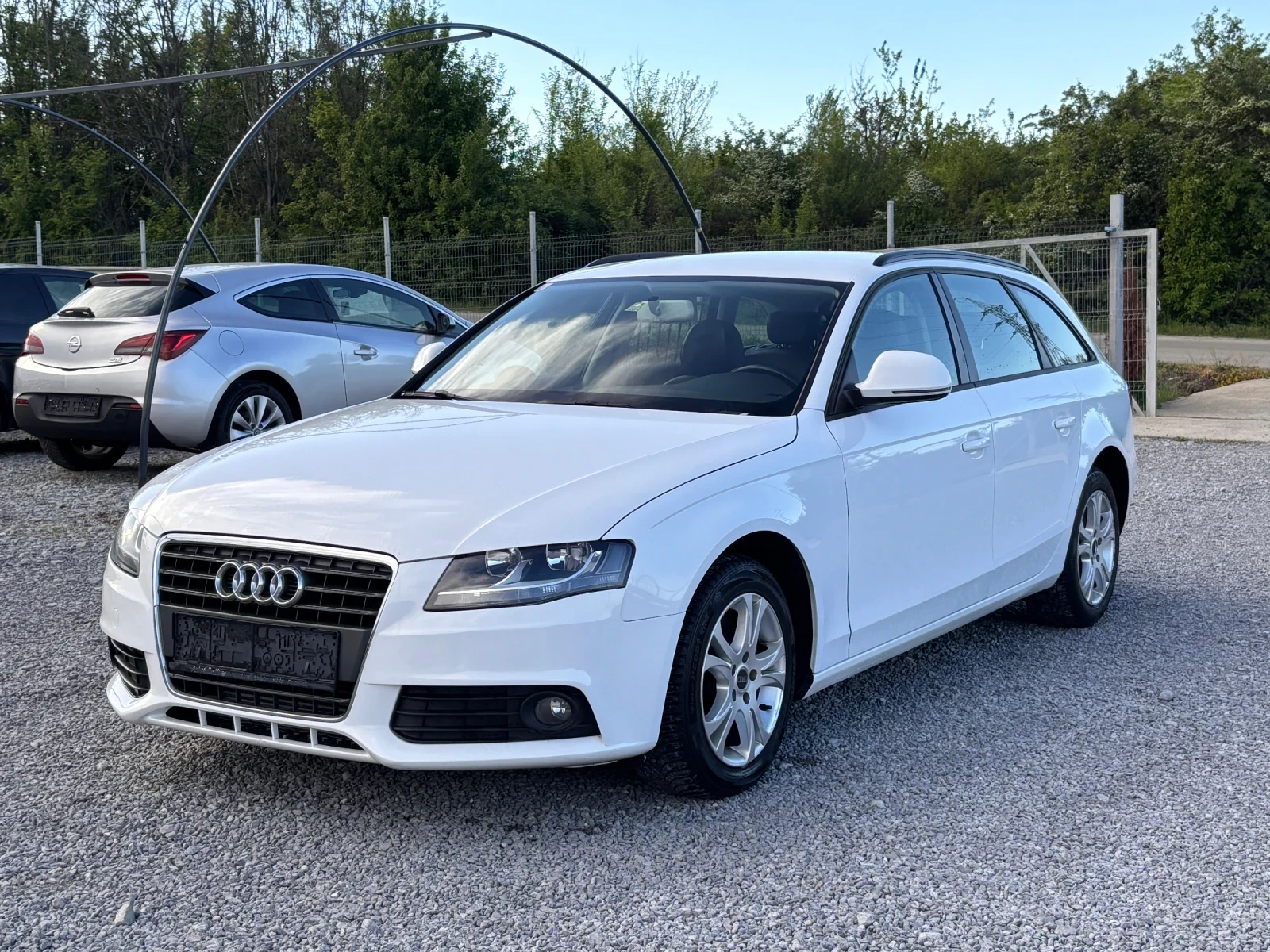 Audi A4 2.0 TDI  - изображение 2