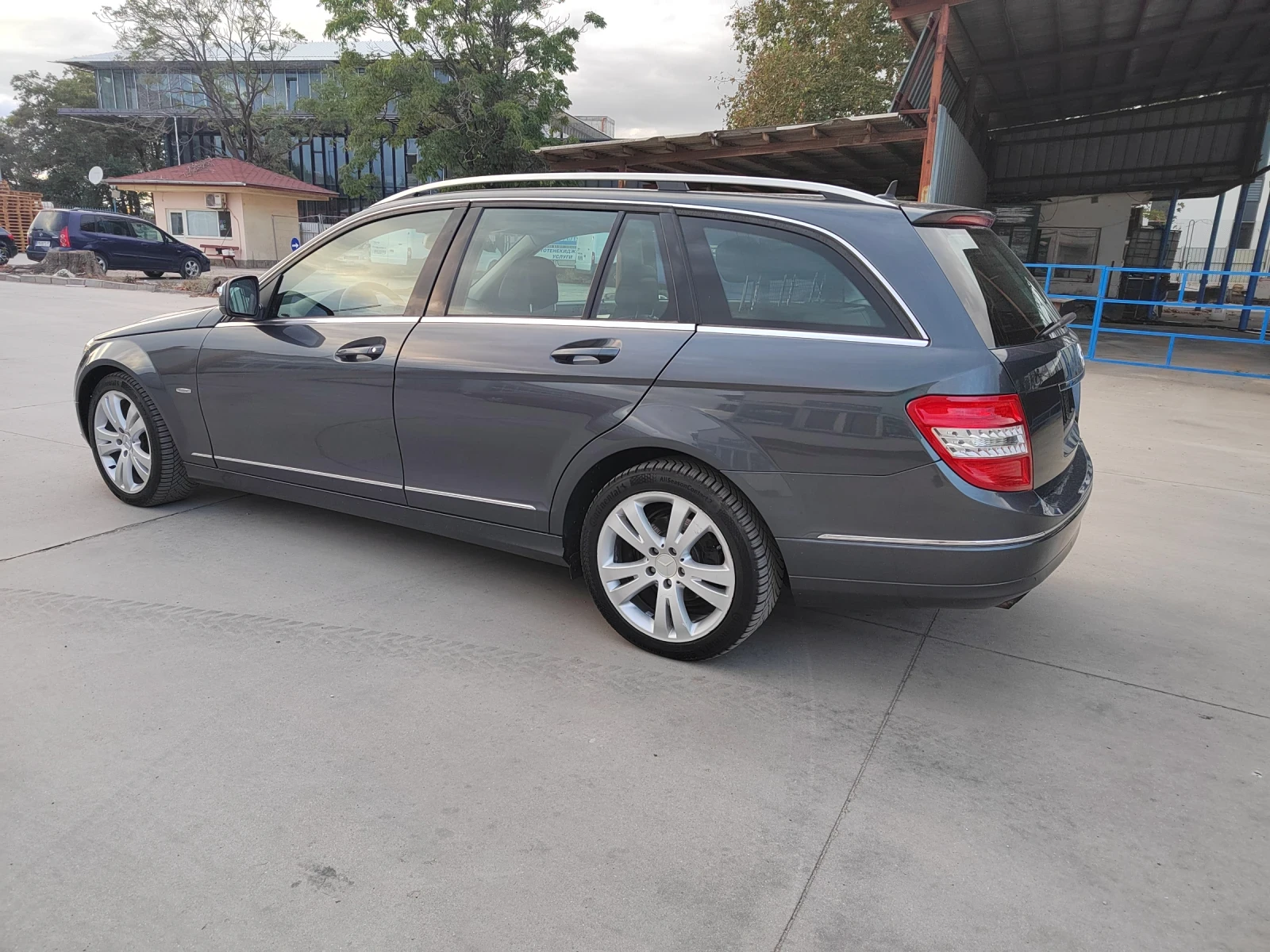 Mercedes-Benz C 180 1.8 - изображение 7