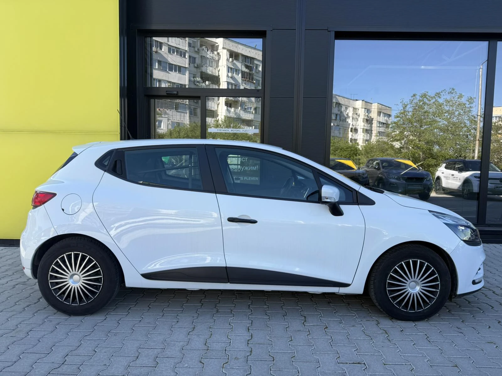 Renault Clio 1.5 - изображение 5