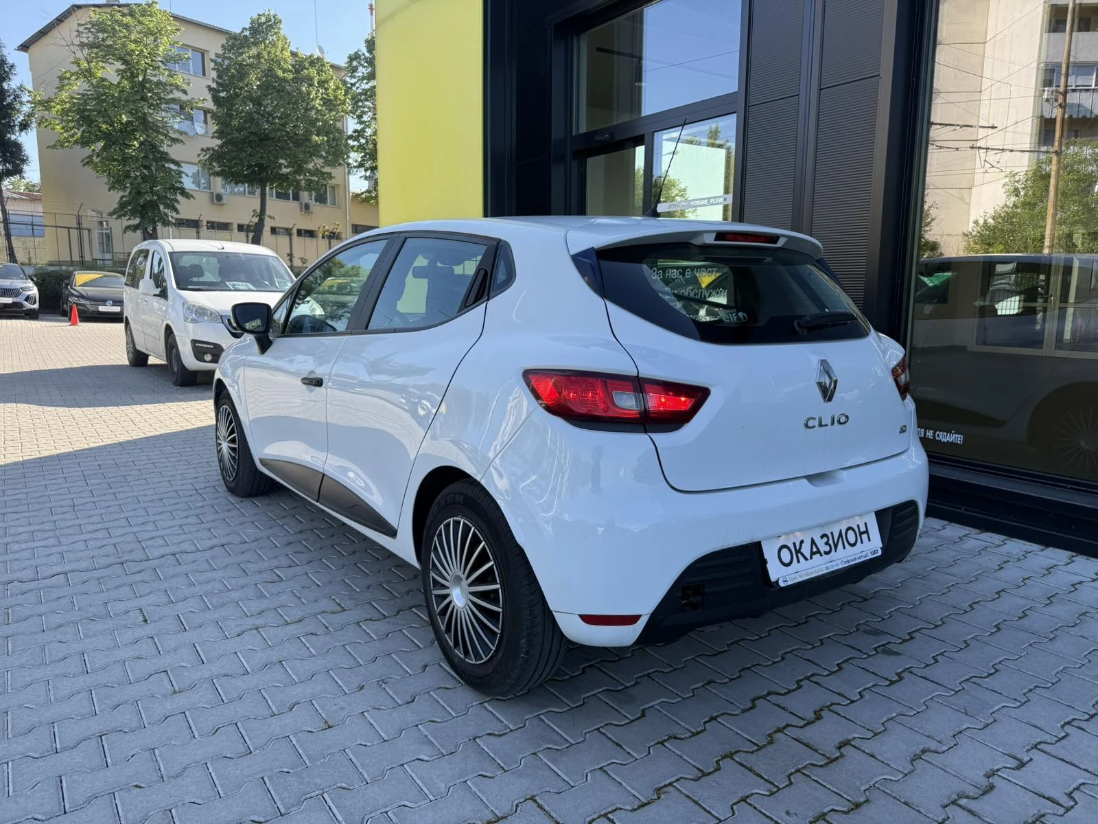 Renault Clio 1.5 - изображение 6