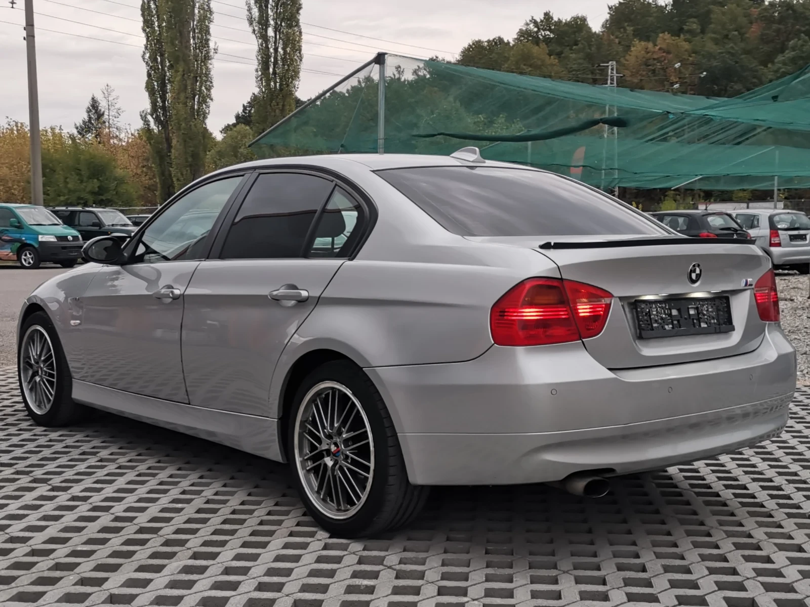 BMW 320 Navi, Xenon, KeyLess - изображение 3