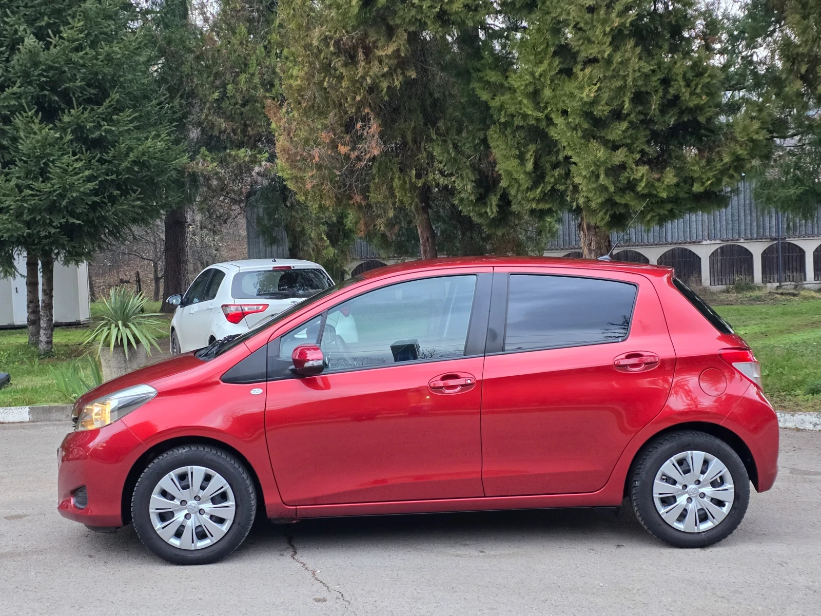 Toyota Yaris 1.33i ШВЕЙЦАРИЯ  - изображение 8