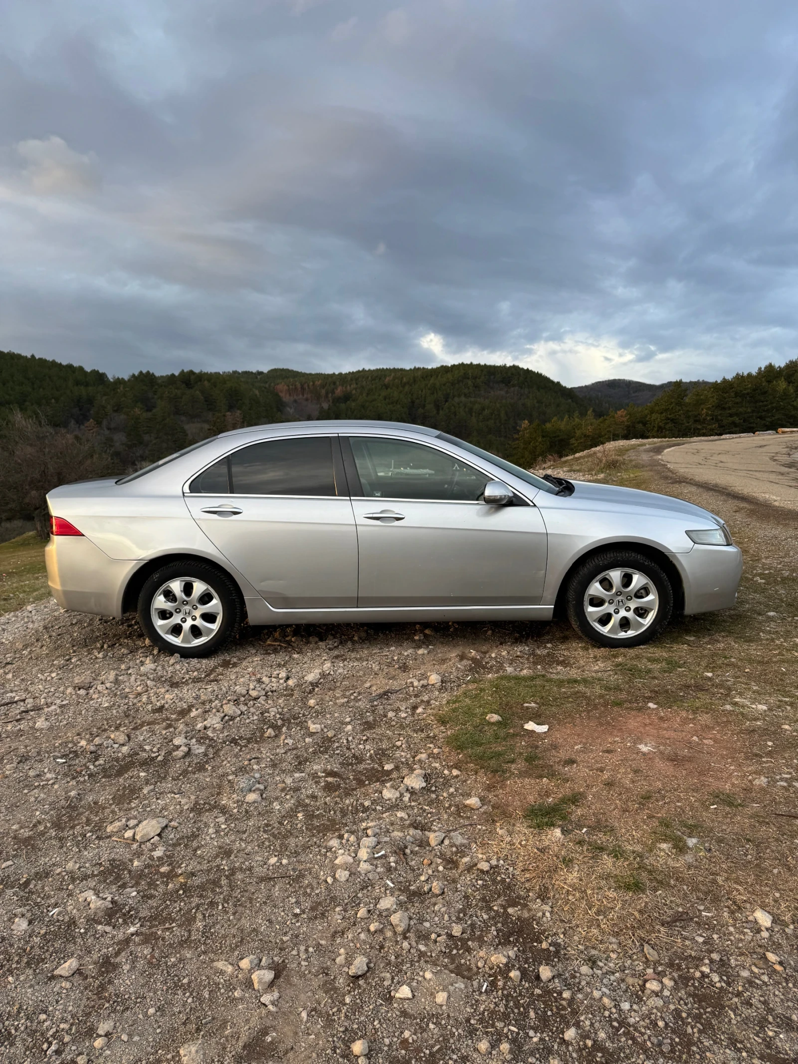 Honda Accord 2.2d - изображение 2