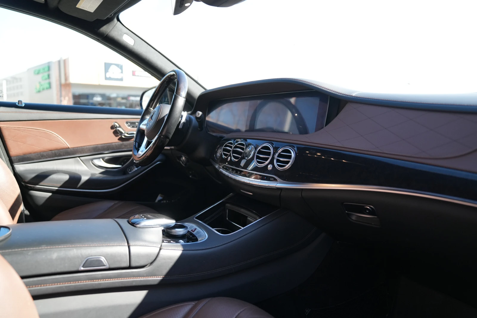 Mercedes-Benz S 560 Long 4Matic, снимка 9 - Автомобили и джипове - 54161636