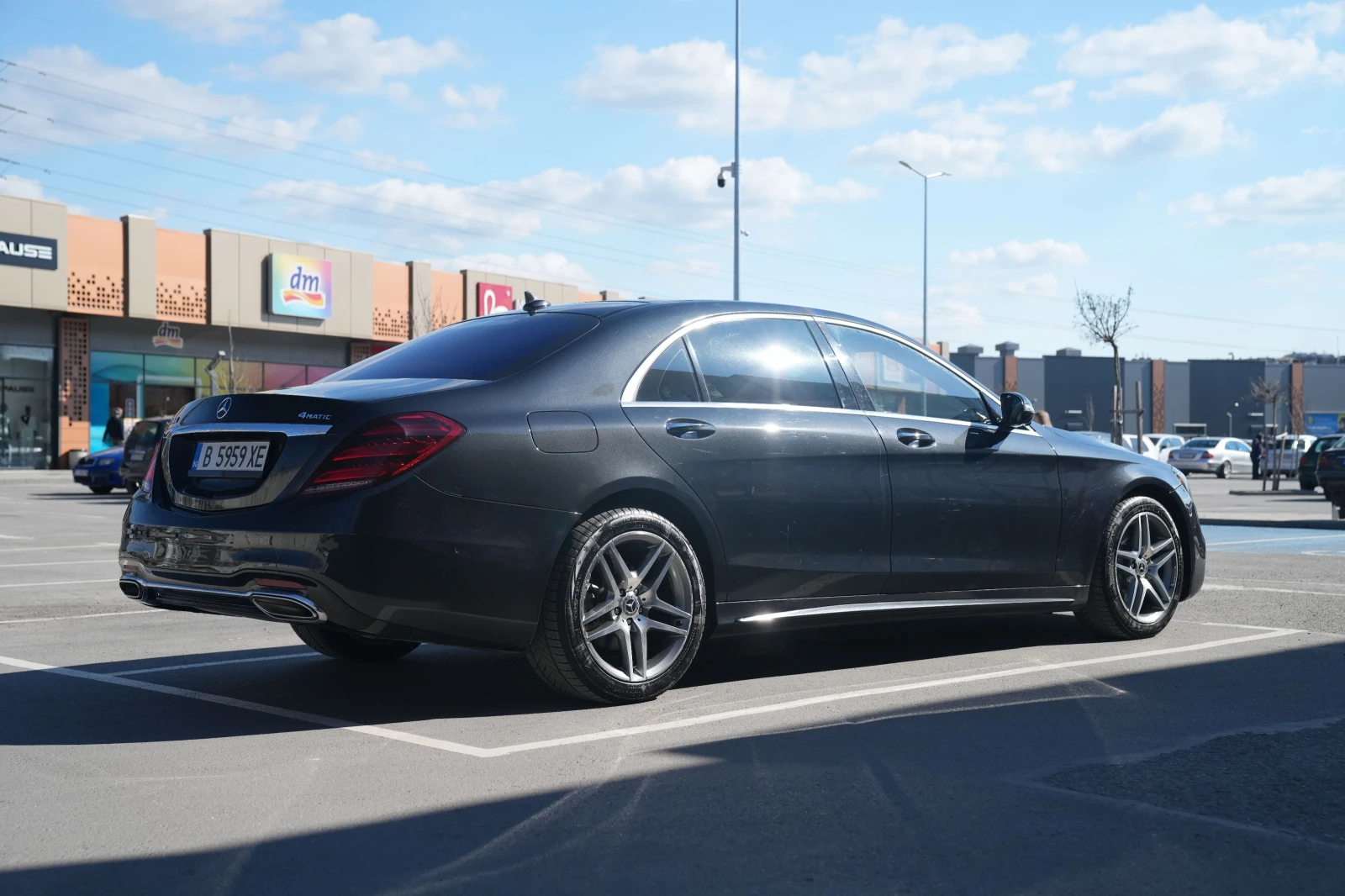 Mercedes-Benz S 560 Long 4Matic, снимка 3 - Автомобили и джипове - 54161636