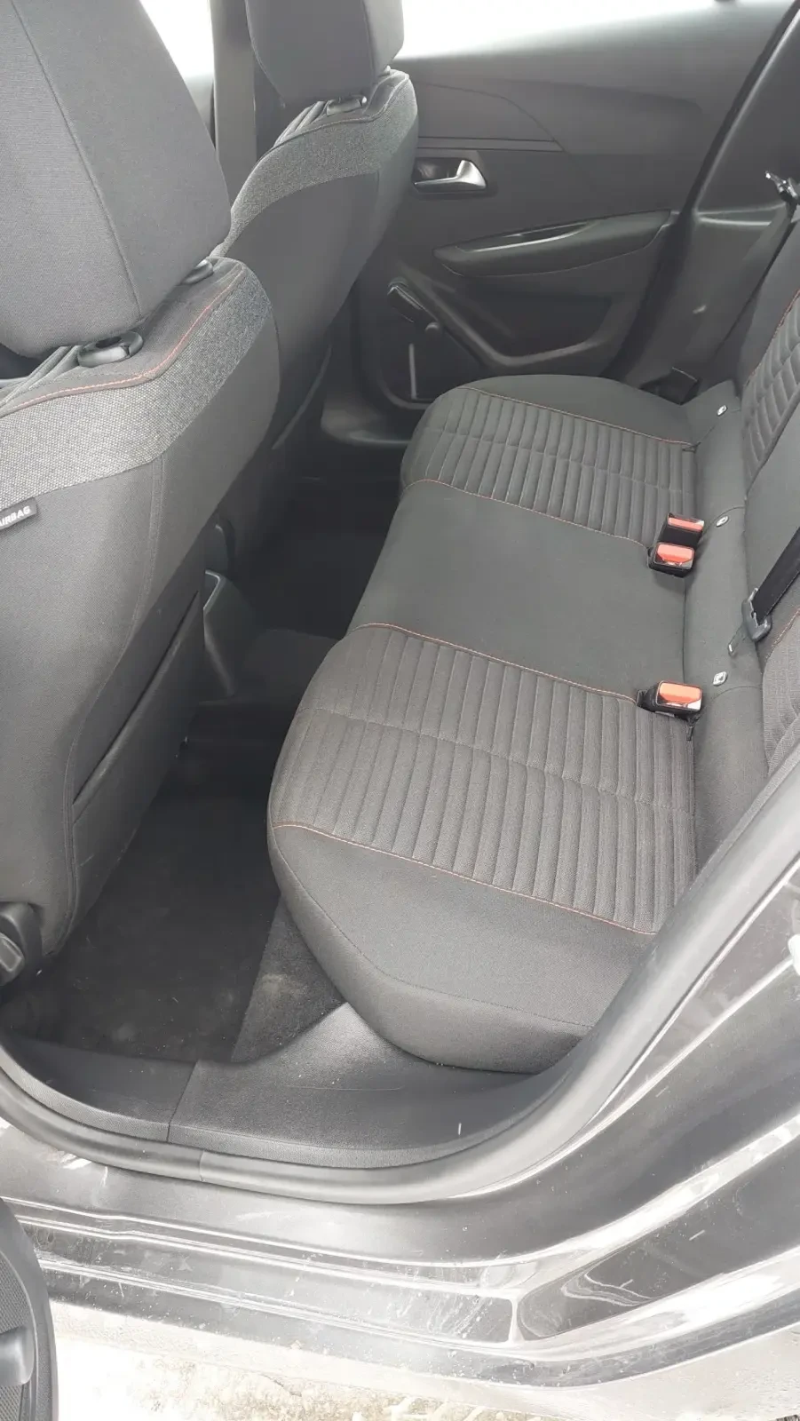 Peugeot 208 1.2 i - изображение 7