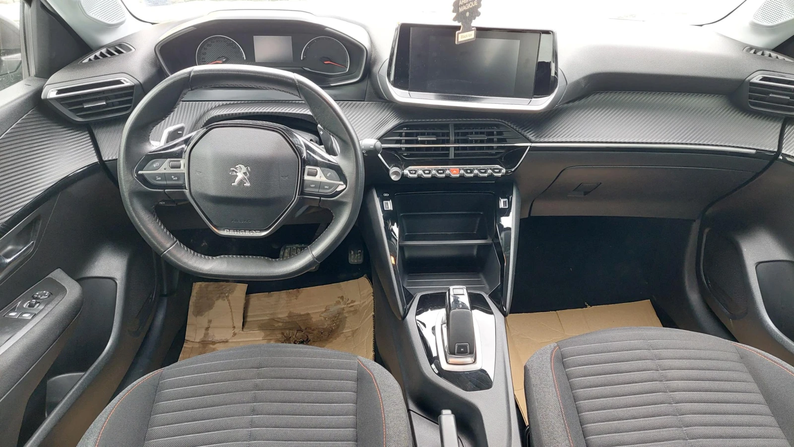 Peugeot 208 1.2 i - изображение 5