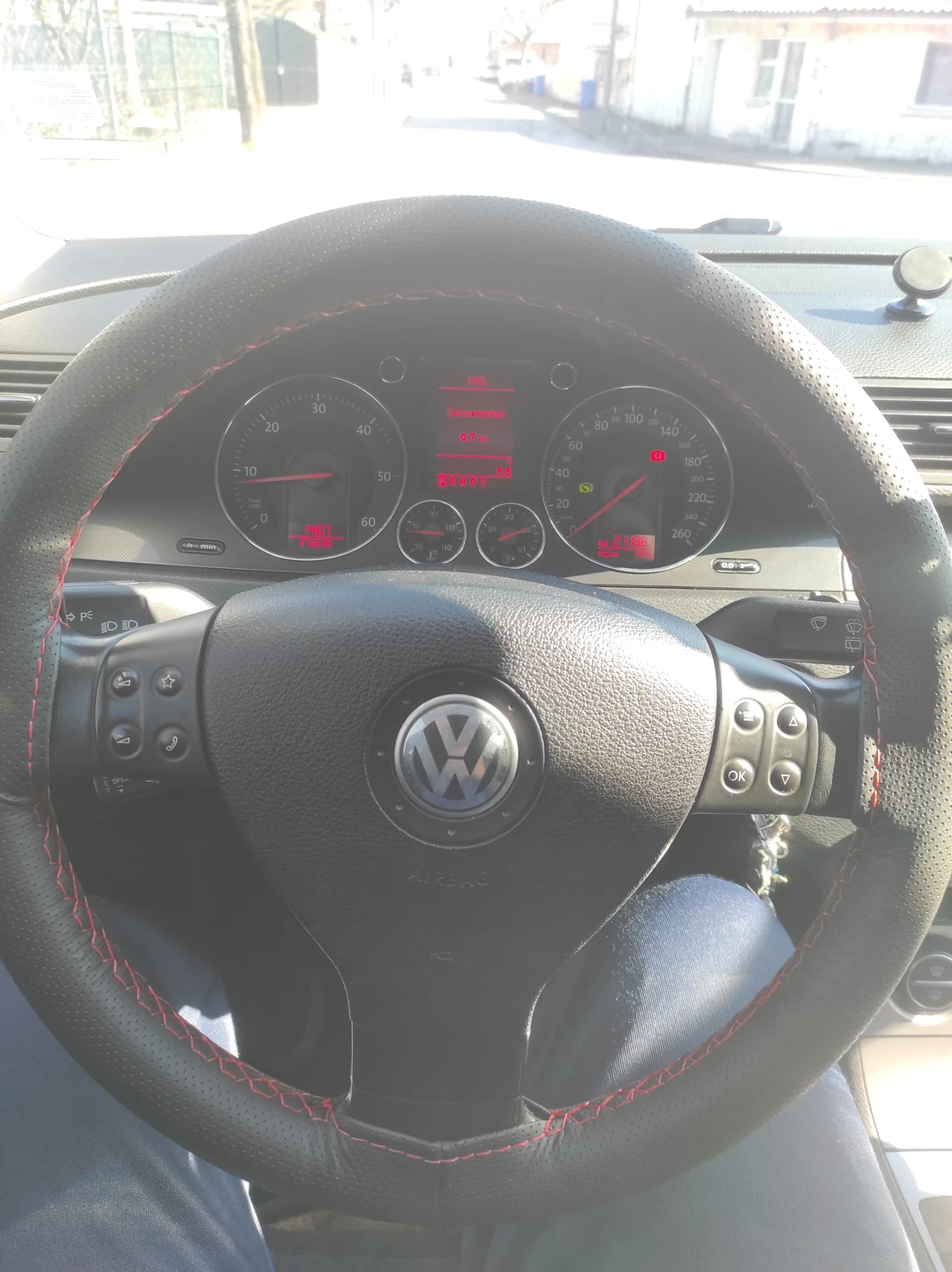 VW Passat 2.0, 140��. DSG | Mobile.bg � ����������� 7