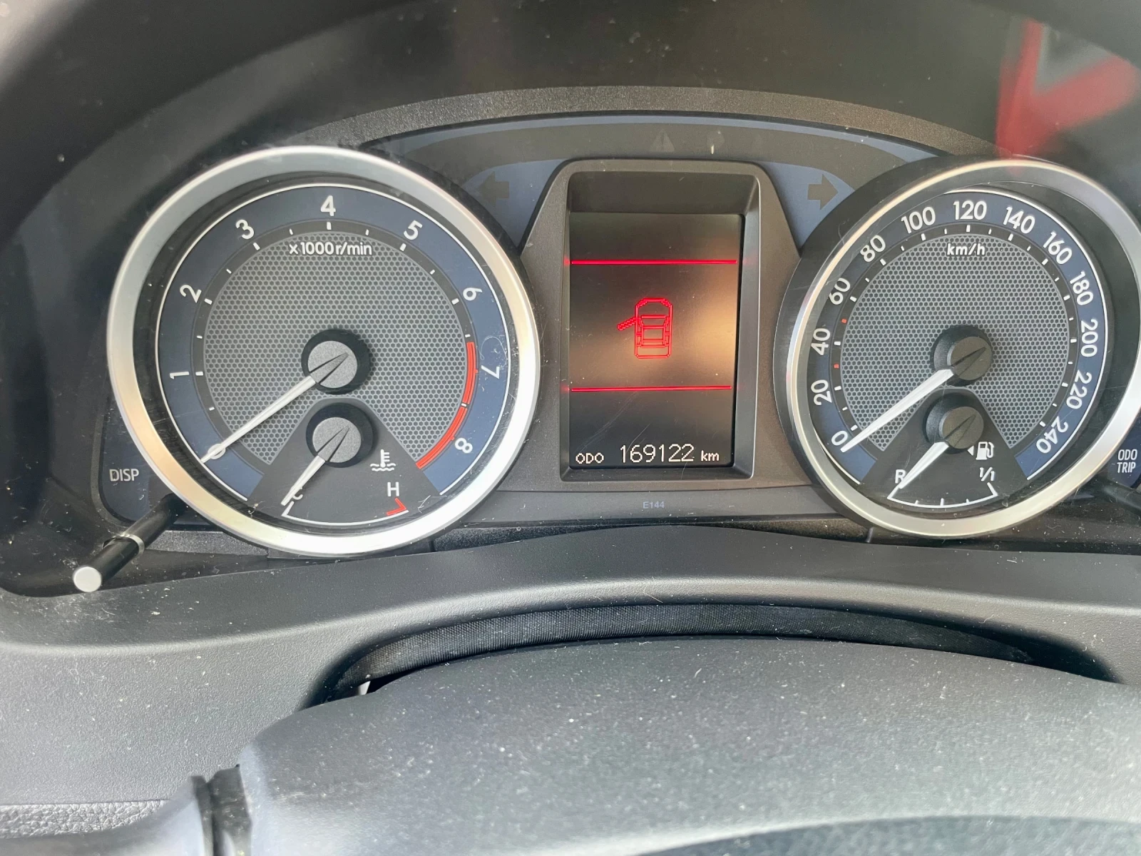 Toyota Auris 1, 6 - изображение 10