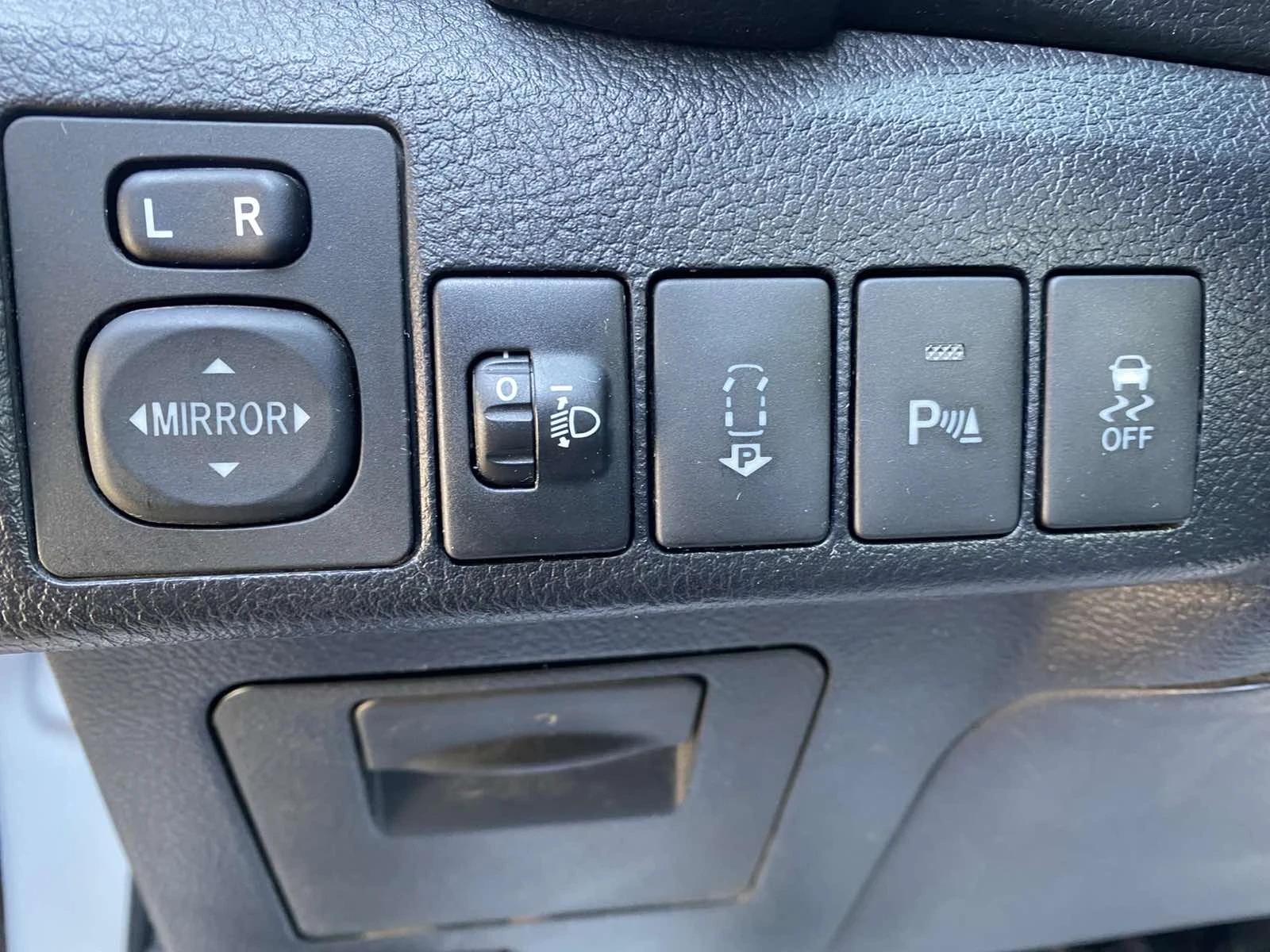 Toyota Auris 1, 6 | Mobile.bg � ����������� 14