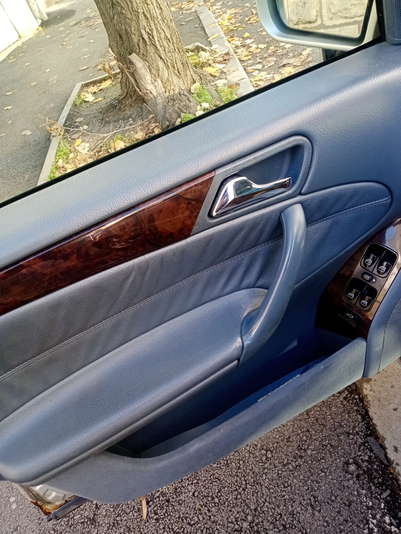 Mercedes-Benz C 200 Kompressor , снимка 10 - Автомобили и джипове - 53866188