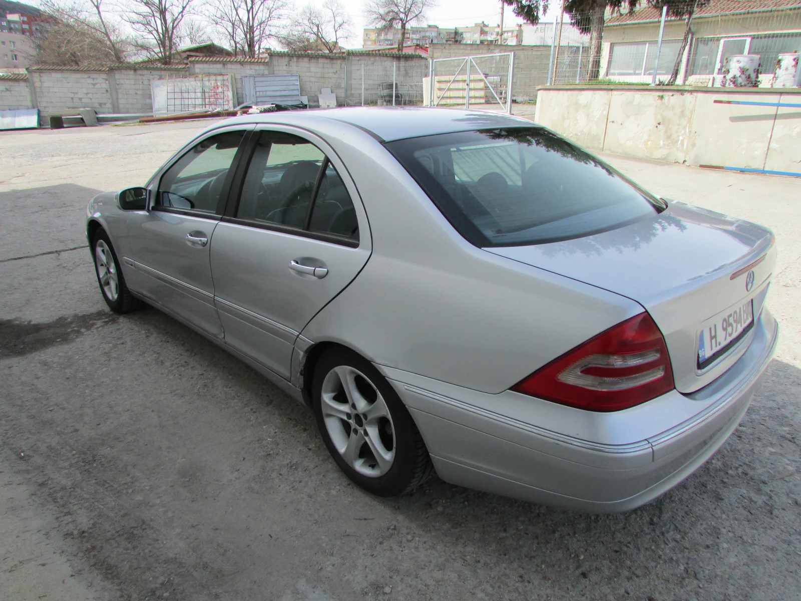 Mercedes-Benz C 200 Kompressor , снимка 3 - Автомобили и джипове - 53866188